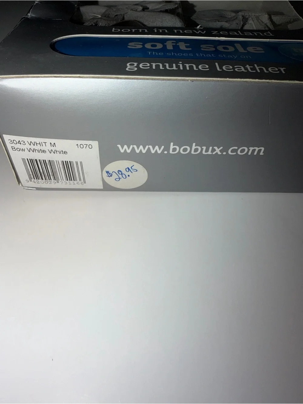 Bobux White Leather Soft Sole Baby Shoes with Bow